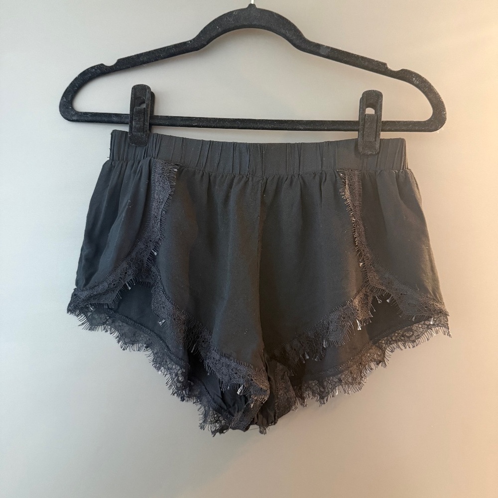 Bear Dance Black Lace Trim Lounge Shorts – Size S